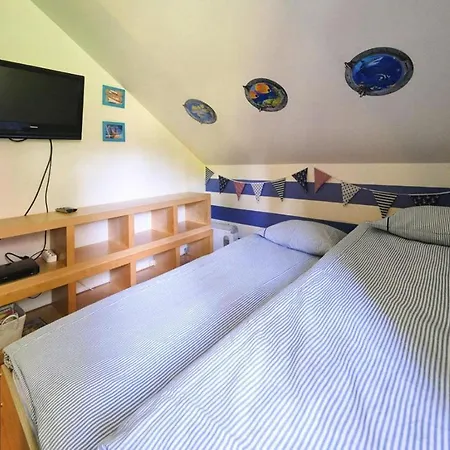 In 80 Qm Holiday home Lukecin